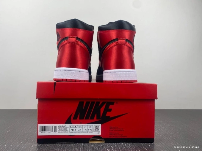 1 Satin FD4810-061 Jordan High Air OG WMNS Bred 0810